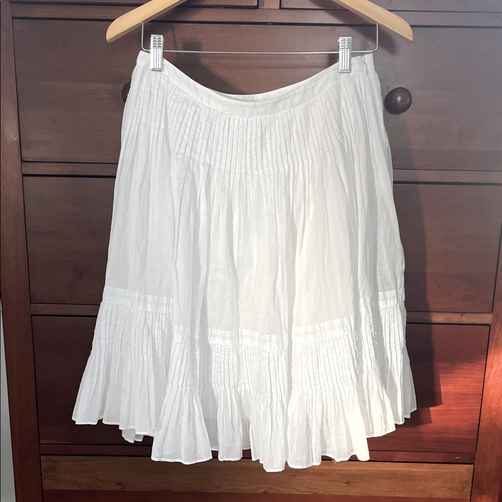 Size 6 petite Talbots Elegant White Midi Skirt